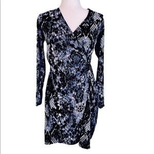 GLAMOUR DRESSES | Glamour Snakeskin Dress | Size 4P